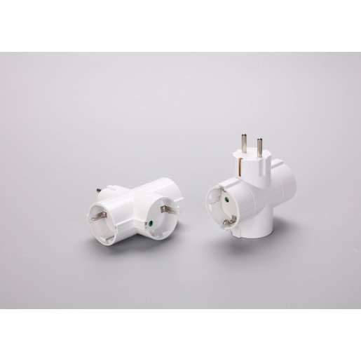 Brilla adapter s 3 utičnice Max.3500W 16A/250V~